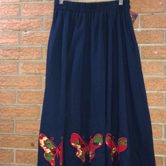 🦋COTTON AMOUR🦋BUTTERFLIES AND FLOWERS A-LINE🦋 - Picture 3 of 9